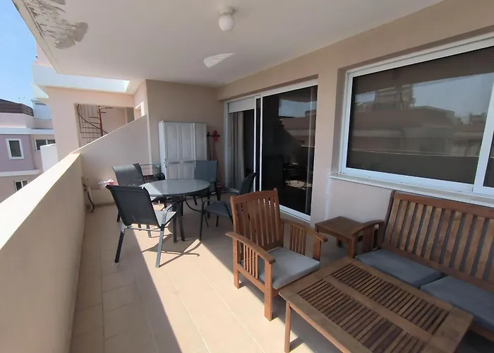 Διαμέρισμα Superior 1 Bed In With Communal Pool Βορόκλινη