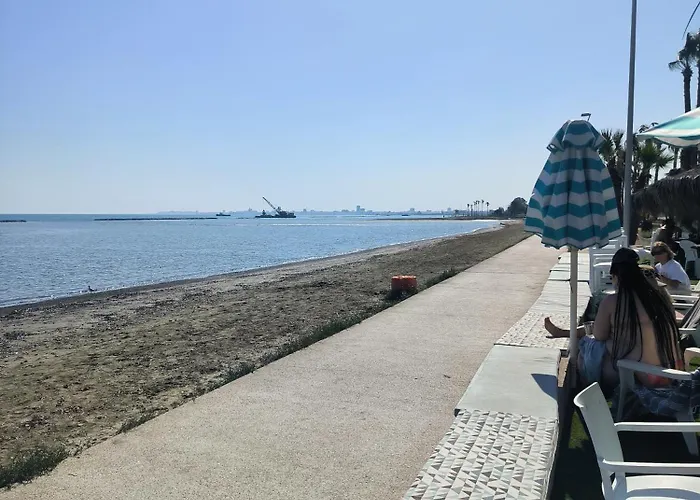 Superior 1 Bed In With Communal Pool * Βορόκλινη