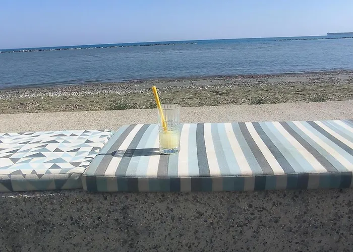 Superior 1 Bed In With Communal Pool Βορόκλινη