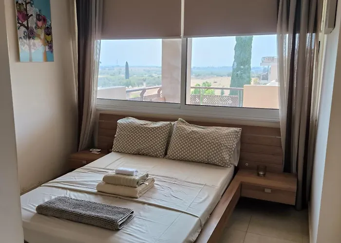 Superior 1 Bed In With Communal Pool Apartmán Voroklini